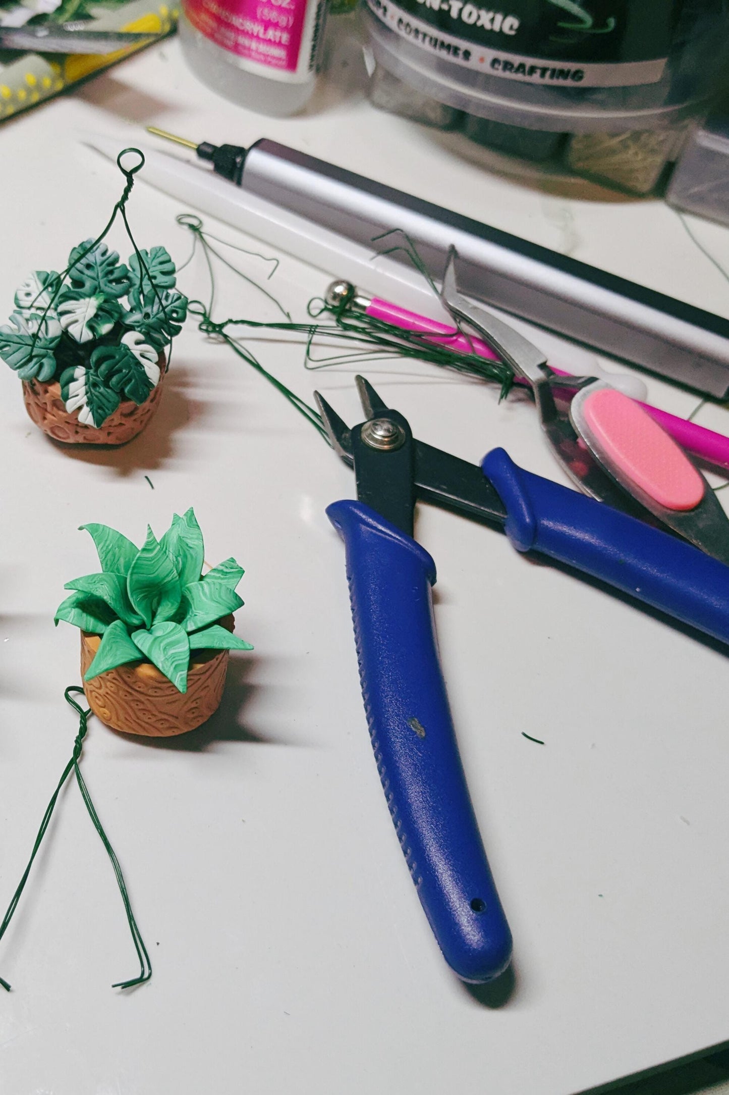 Mini Plant Magnet, Tiny Plant Magnet , Plant Decor, Hanging Planter Magnet, Indoor Plant Life, Houseplant Lover Gift, Plant Lover Gift